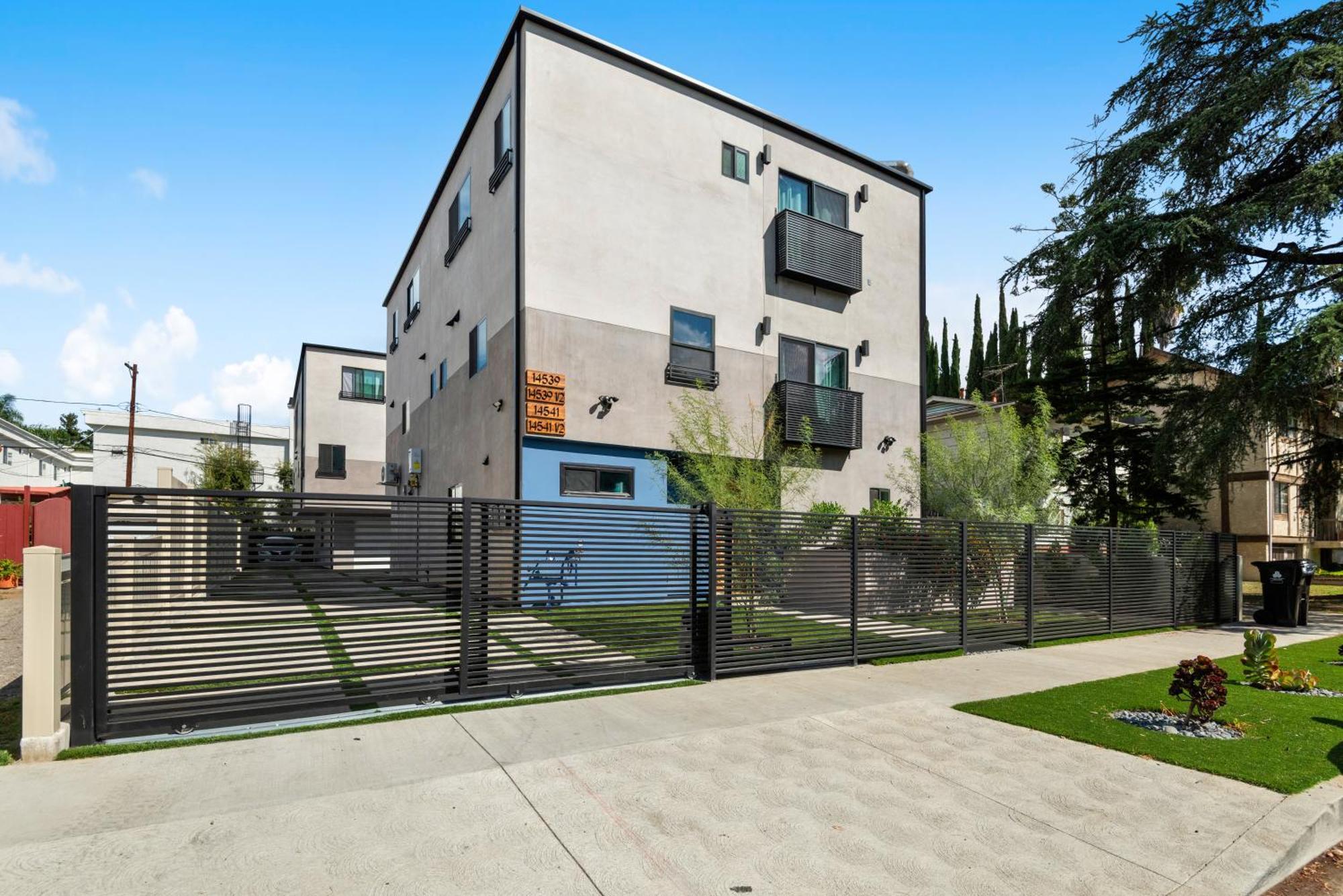 Luxurious Townhome W/3 Master Suites Gated Parking Λος Άντζελες Εξωτερικό φωτογραφία