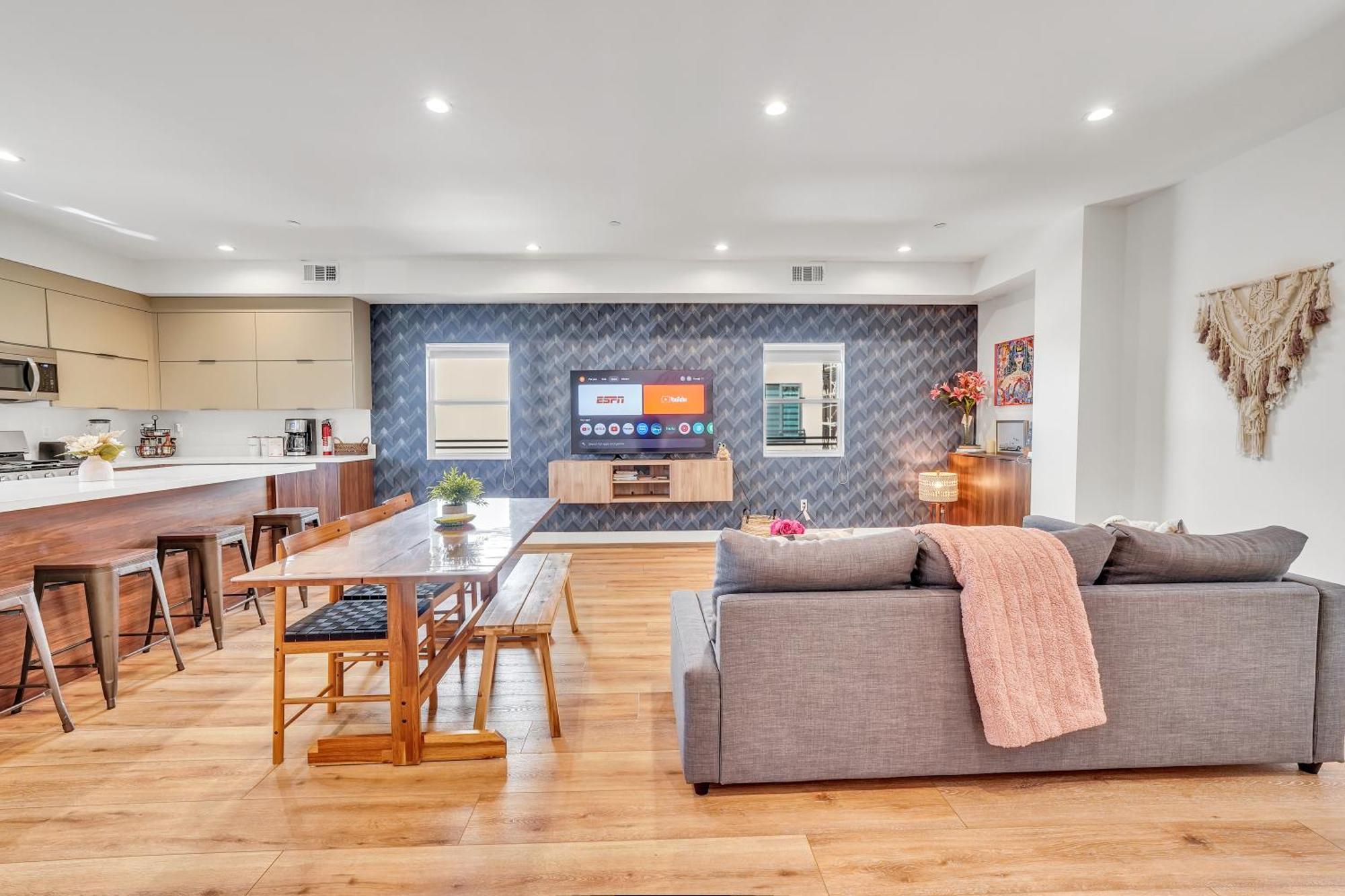 Luxurious Townhome W/3 Master Suites Gated Parking Λος Άντζελες Εξωτερικό φωτογραφία