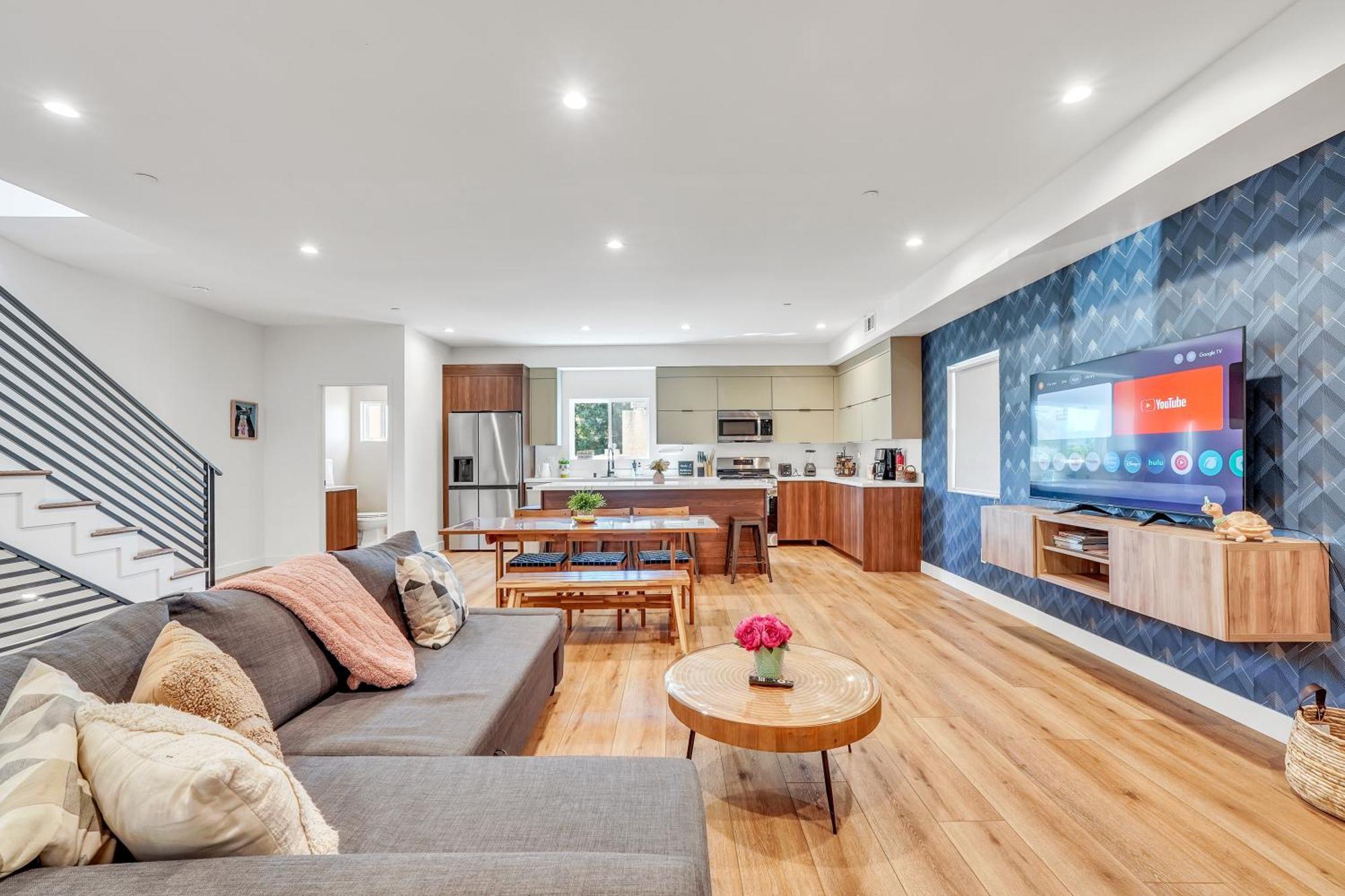 Luxurious Townhome W/3 Master Suites Gated Parking Λος Άντζελες Εξωτερικό φωτογραφία